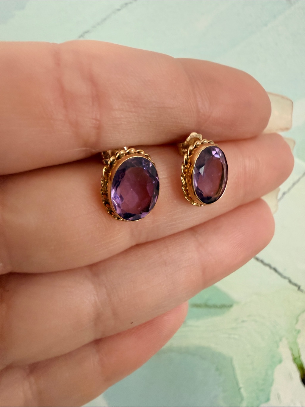 14k Gold Amethyst Oval Earrings - Vintage - Rope Design